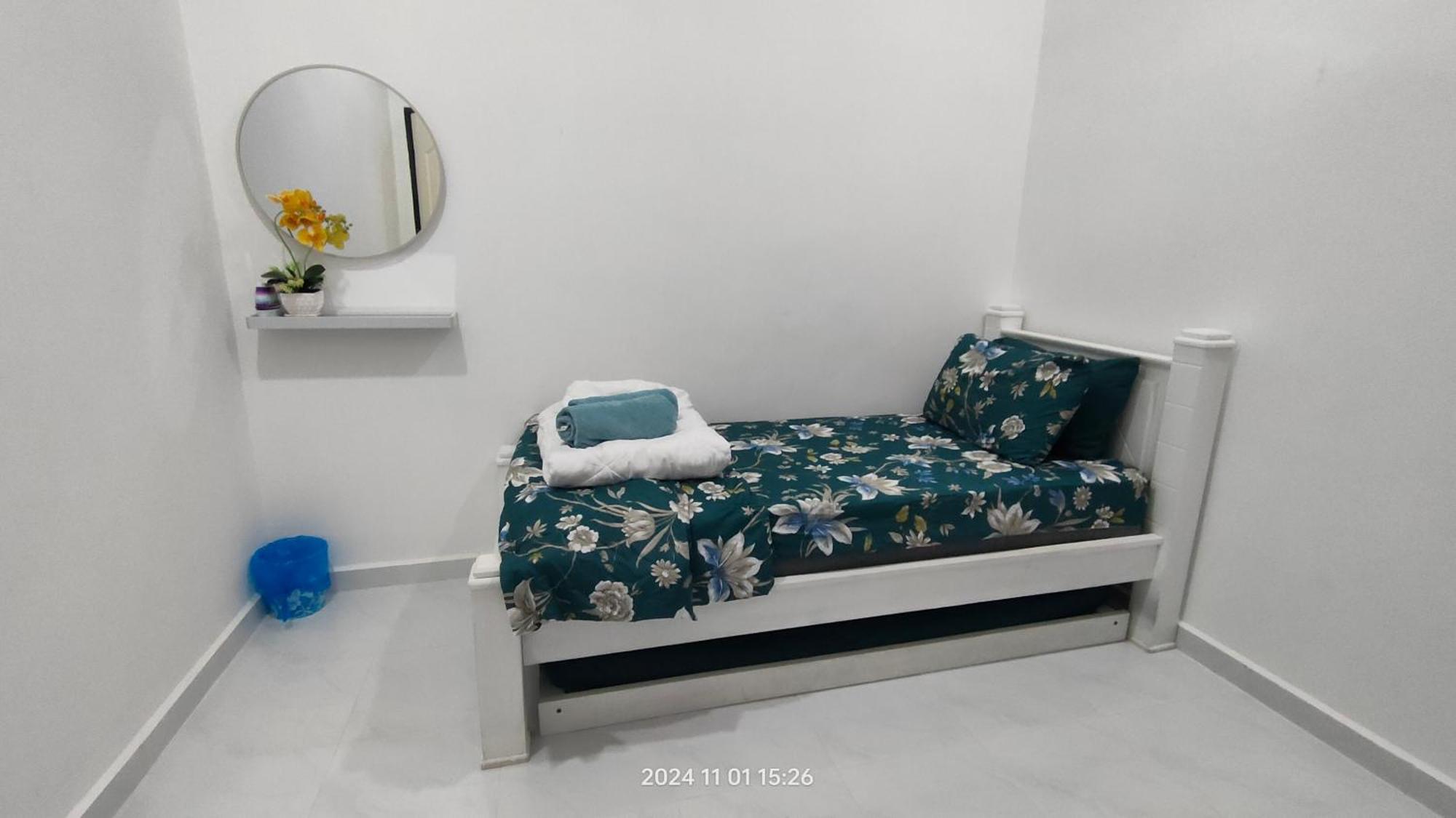 Hadeera Minimalis Family Homestay กัวลาตรังกานู ภายนอก รูปภาพ